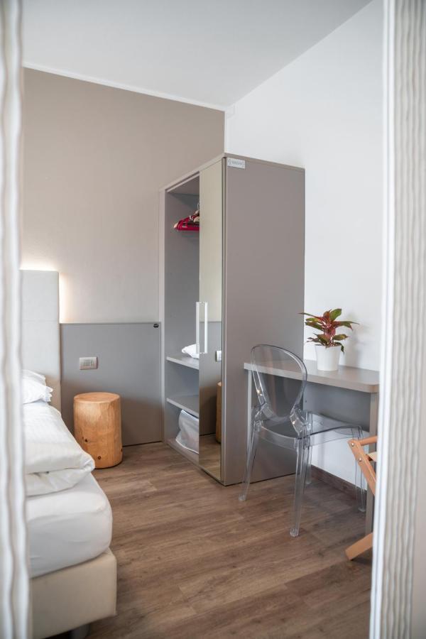 Hotel Rolly Riva del Garda Luaran gambar